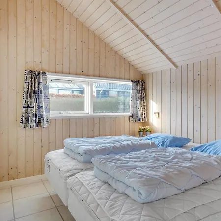 Gertrud - From The Sea By Interhome *